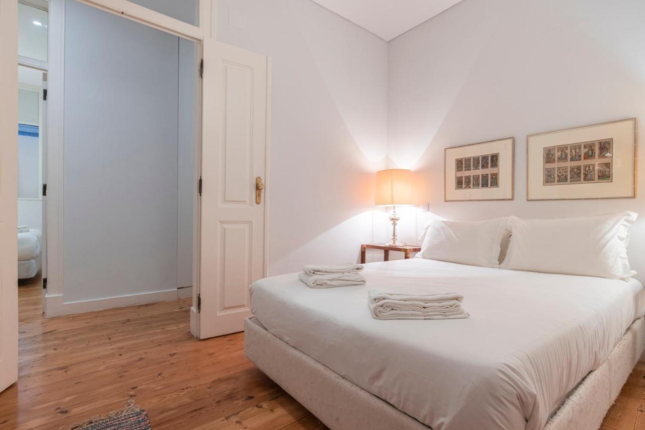 Castelo Design Aparment W/ Balcony & Super View By Lovelystay Lisboa Dış mekan fotoğraf