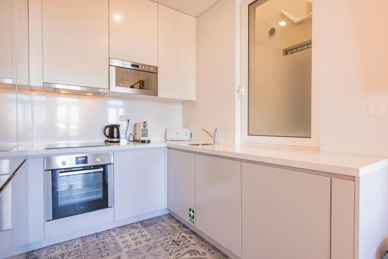 Castelo Design Aparment W/ Balcony & Super View By Lovelystay Lisboa Dış mekan fotoğraf